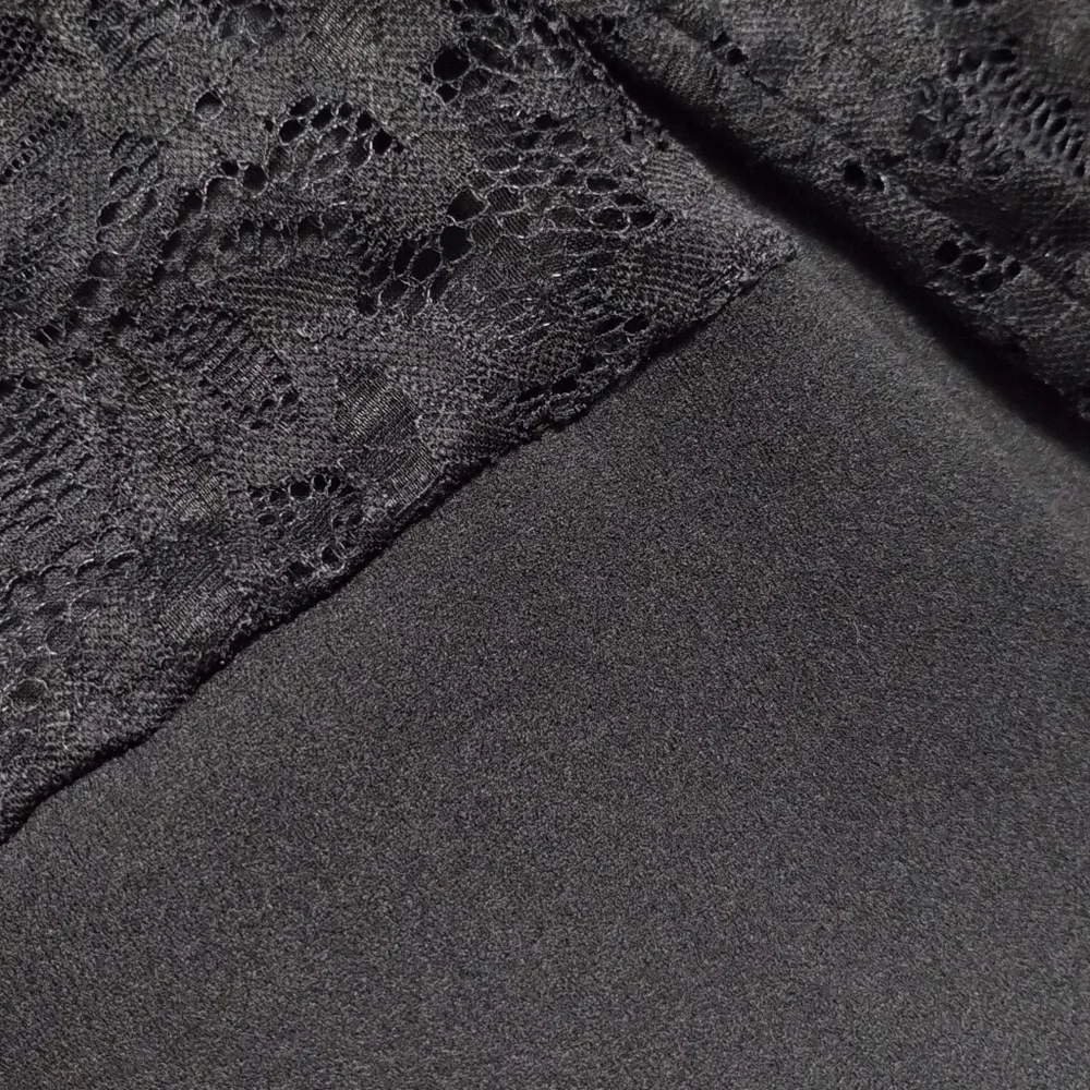 Lace Party Dress - Picture 6 of 6